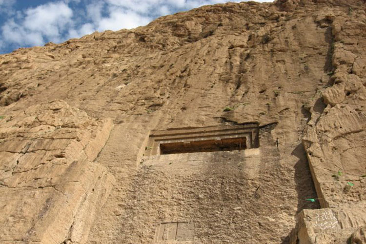 گور دخمه دکان داوود